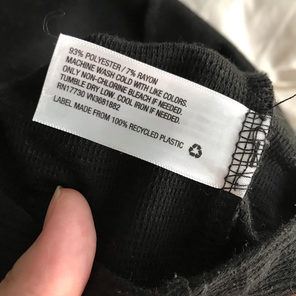 🖤V NECK BLAXK CASUAL DRESS - Picture 3 of 3